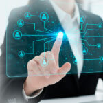 Agente de IA orquestando tareas para optimizar procesos y elevar el ROI